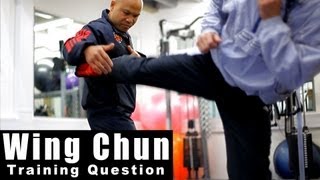 Wing Chun Training - wing chun how to deal with different kicks.Q8