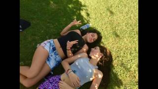 Ariel Winter's Belly Button
