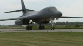 B-1 Bomber High Speed Passes