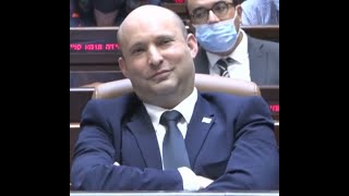 Беннет раскрыл "русским" журналистам тайну "омикрона"