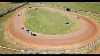 2020-01-12 Waiuku Dirt Track race 33 - Juniors race 3