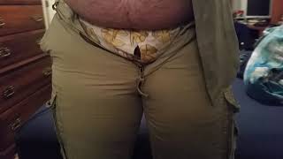 Huge fatty destroys outgrown pants