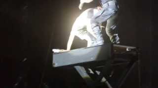 РнВ 2013 Rammstein в Самаре трахнул мужика на сцене