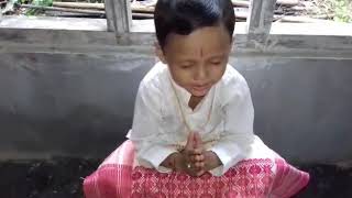 Parag's amazing acting himself from Lutumari