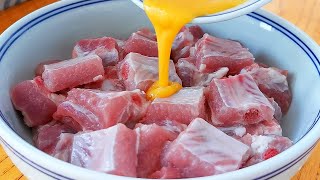 【小穎美食】排骨不紅燒了，教你老一輩秘製做法，鮮嫩入味，不干不柴，太香了