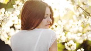 Aurosonic & Frainbreeze with Sarah Russell - Tell Me Anything (Original)