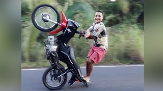 MC ALE - NÓS NÃO NASCEU COM O DOM