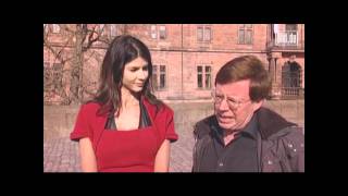 Micaela Schäfer beim Ordnungsamt Aschaffenburg