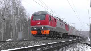 Электровоз ЭП2К-264 с фирменным поездом «Кузбасс»  Кемерово - Москва