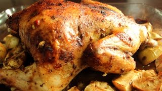Запеченная курица с яблоками