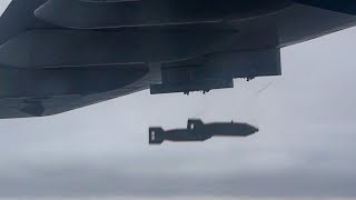 Практическое бомбометание и стрельба из кормовых пушек экипажей Ил-76 в Тверской области