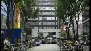 Biker stunts in Tokyo. Thank you, itnsource!