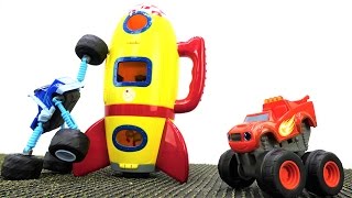 Игры для мальчиков -  Машинки Вспыш и Крушила на Луне