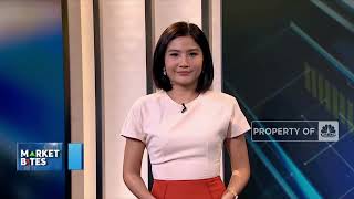 Market Bites: Adu Aksi Korporasi Dua Emiten Telko Raksasa RI