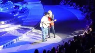 Trisha Yearwood and Garth Brooks - Walkaway Joe - Detroit, MI - 02.20.15