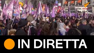 Parigi: marcia per la Festa della Donna