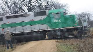 The Chase of CITX 3059 and CSXT 7837 on 11-27-2011