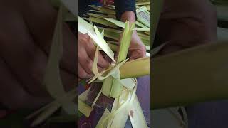 Sampyan gantung kuningan