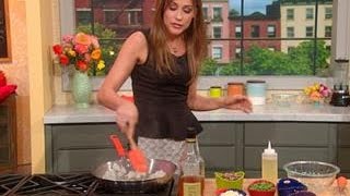 'Food Network Star' Finalist Nicole Gaffney Helps a Family Eat Healthier