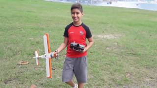Aeromodelo XK A600 modificado para voar no radio spektrum DX9 DSM2 ou DSMX