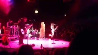 Jennifer Nettles Drunk In Heels Theater at Westbury