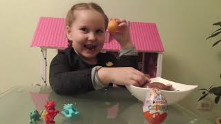 Киндер Сюрпризы из серии ПРИНЦЕССЫ ДИСНЕЯ.Kinder Surprises from the DISNEY PRINCESS. UNPACKING.
