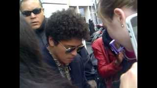Bruno Mars meeting fans in Paris