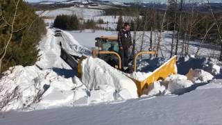 V Plow Grader