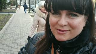 Циля спешит к маме))магазин "Сільпо")