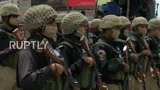 Pakistan: Thousands of Muslim mourners attend Muharram procession