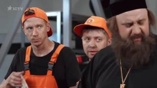 Батюшка на СТО.  Батюшка на джипе заехал на сто.  На Троих.