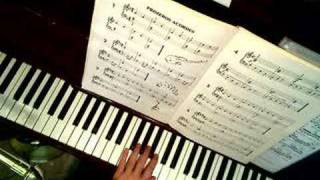 Primeros acordes, Aprendo piano