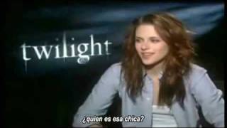 KRISTEN STEWART - MOMENTOS DIVERTIDOS (PARTE 1/4)