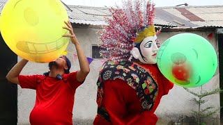 WOWO dan ONTY LOMBA TIUP BALON JUMBO BERANAK
