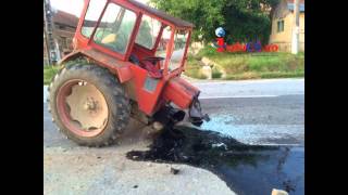 Accident cu tractor rupt in doua la Brebu in CS