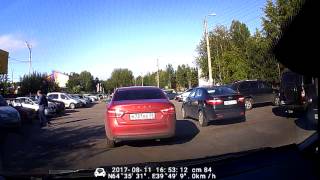 Авария 11.08.2017г. Северодвинск, ул.Машиностроителей, на парковке