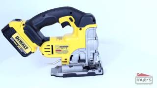 03901111