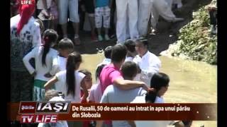 Botez colectiv in garla, pe ritmuri lăutăreşti şi versuri religioase