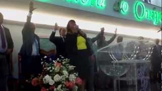 Shirley Carvalhaes "ele veio" [Assembléia de Deus em Xerém]