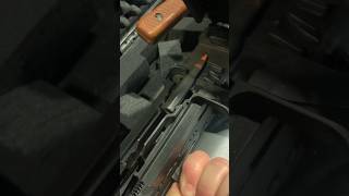 How PKM works and loads a round into chamber
