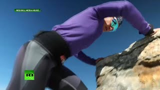 Brazilian climber summits two massive mountains in 24 hours
