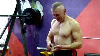 Отжимания от пола для грудных мышц. Как накачать грудь отжиманиями