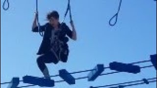 DOING THE ROPES OBSTACLE COURSE ON A CRUISE SHIP ONE LEGGED!!!