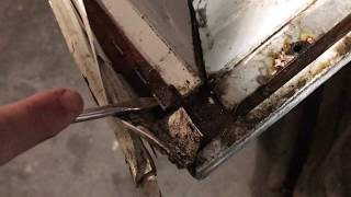 How to change a door gasket for a walk in cooler