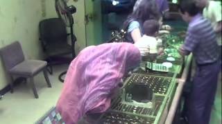 Lady Thief Steal in Gold Shop