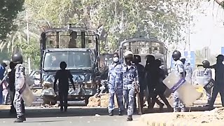 Военный переворот в Судане. Израиль меняет тактику ударов по Сирии