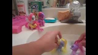 My Little Pony Youtubers Pool Day