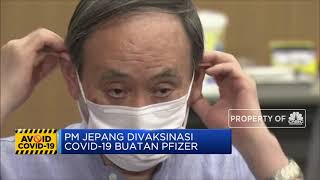 PM Jepang Divaksinasi Covid-19 Buatan Pfizer