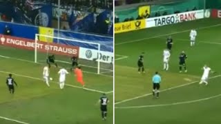 Arjen Robben Showed His Left And Right Foot Are Complete Opposites Last Night
