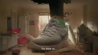 Giantess - Dollhouse crushing